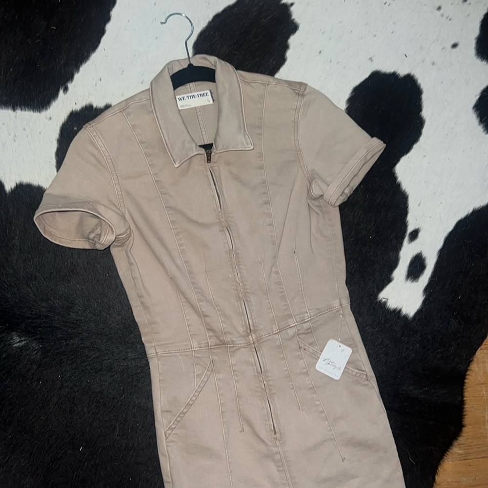 Free People We The Free Jayde Flare Jumpsuit in Blushing, size small - Picture 5 of 6